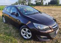 Opel Astra J kombi 1.4 turbo