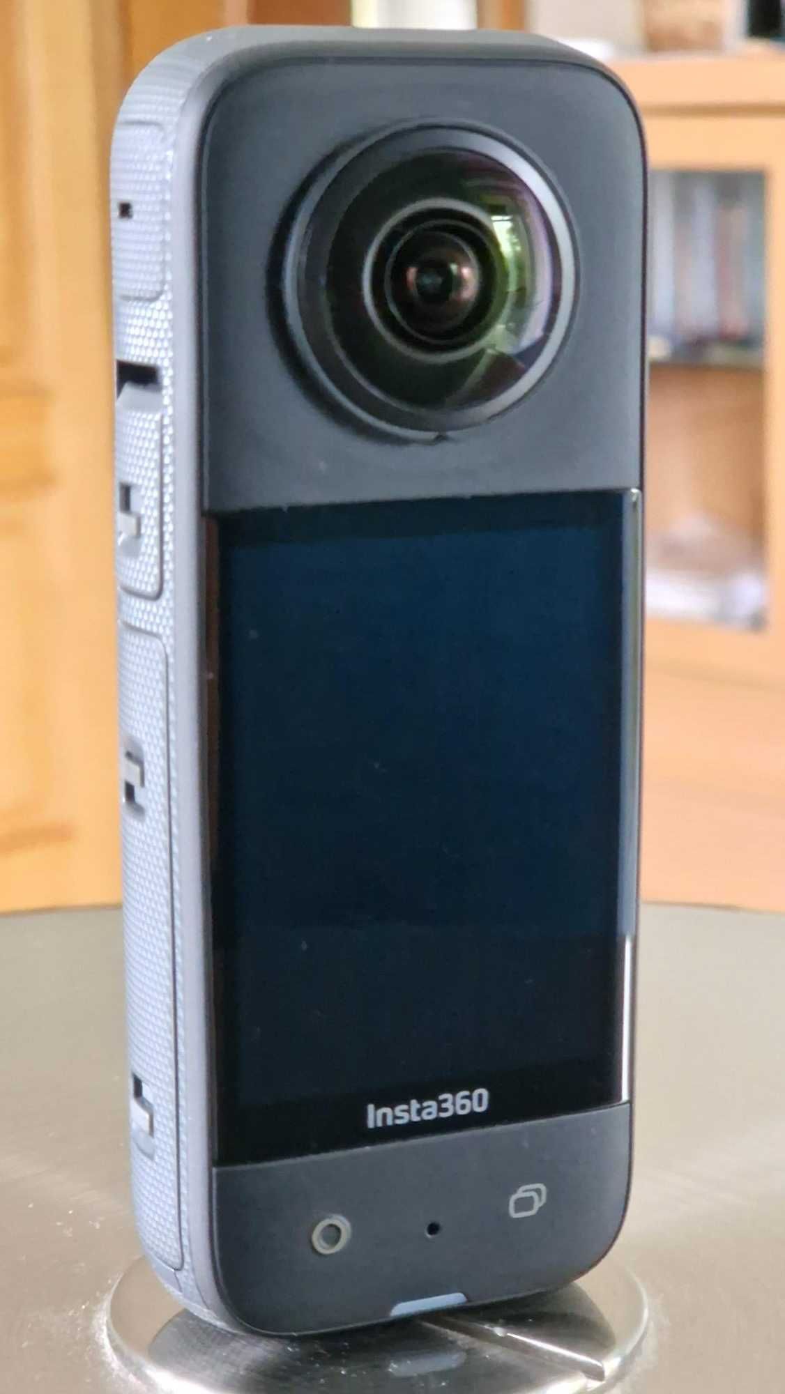 Kamera Insta360 X3 + akcesoria