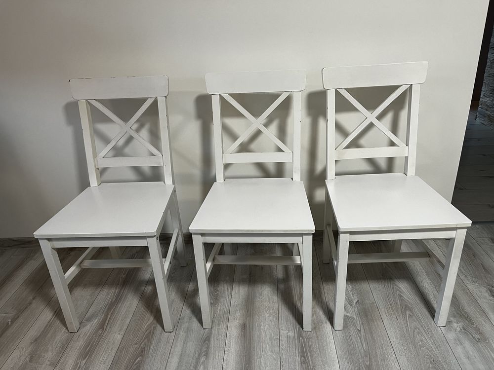 Krzesła EJBY biały JYSK + stół IKEA MELLTORP biały