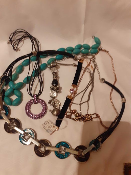 Бижутерия, бусы, колье, чокер, браслет