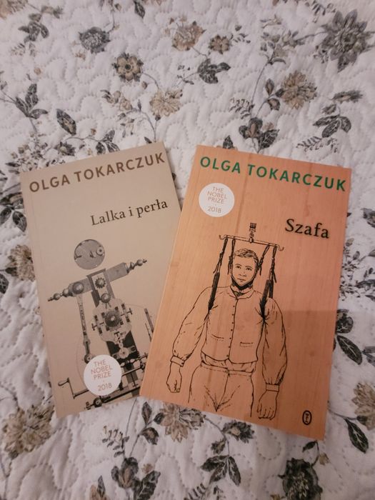 Olga Tokarczuk Szafa, Lalka I perła