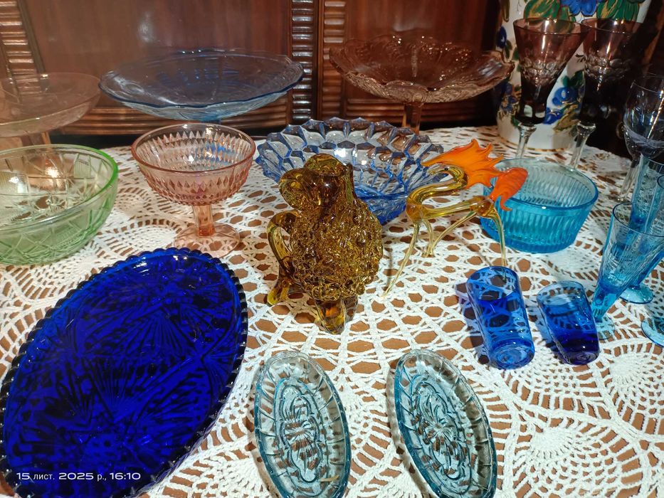 Посуд. Кольорове скло . СССР.