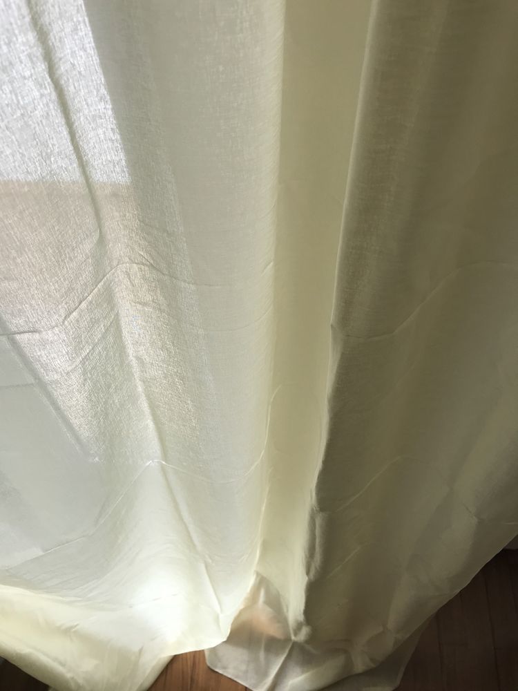 Cortinas brancas Matilda  ikea/ cortinas amarelas semitransparentes