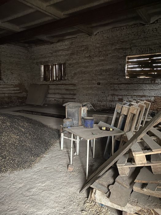 Продам складське приміщення