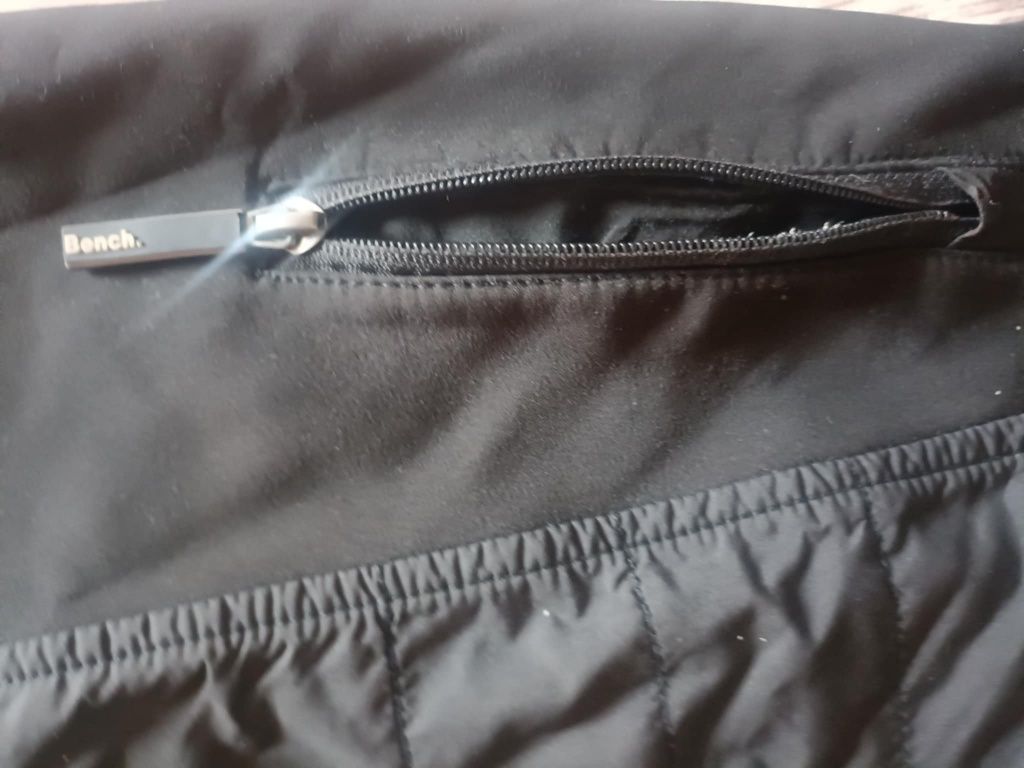 Kurtka damska przejściowa Softshell jacket rozmiar M . Bench