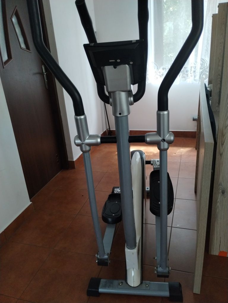 Sprzedam orbitrek hammer.