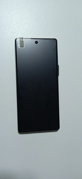 Smartphone S 25 novo