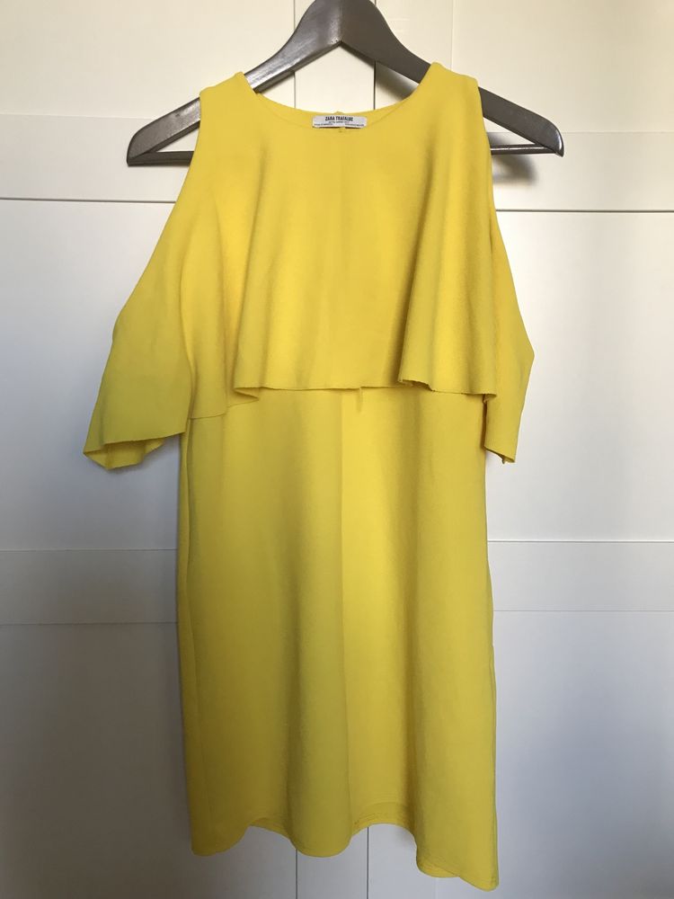 Żółta sukienka - Zara traficluc