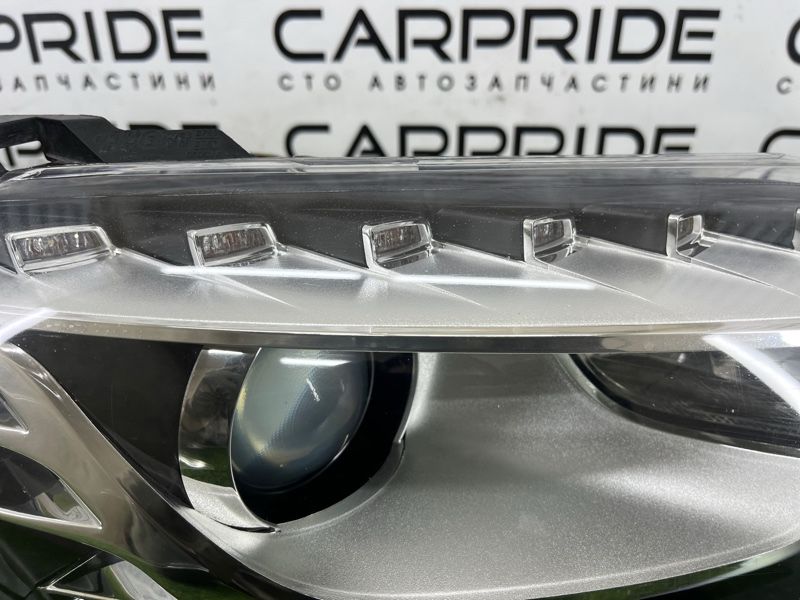 Фара правая AUDI Q7 4L 3.0 CATA 2011