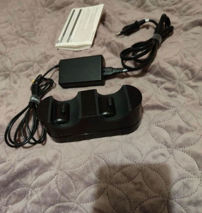 Ładowarka stacja dokująca na pady ps4 PlayStation 4 Sony