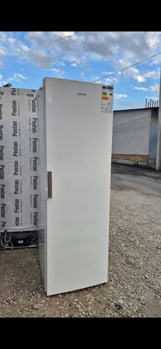 Вертикальна морозильна камера Gorenje 185 см висота ,суха заморозка