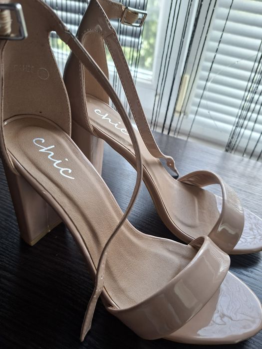 Новые Туфельки. 39 р