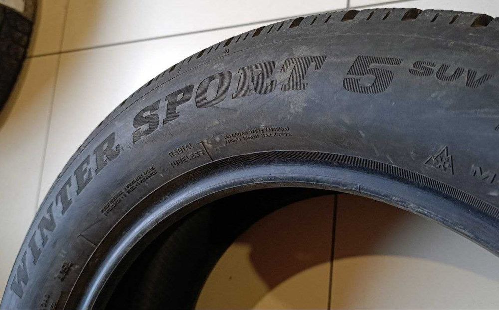 Комплект шин б/у 235/60R18 107H Dunlop Winter Sport 5 SUV