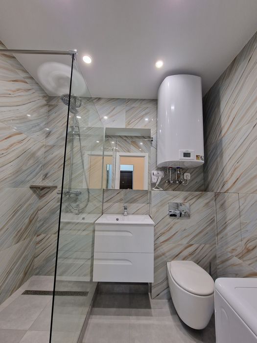 Посуточно,почасово 1к Квартира ЖК Патриотика, метро Позняки -Осокорки-1-555.biz.ua