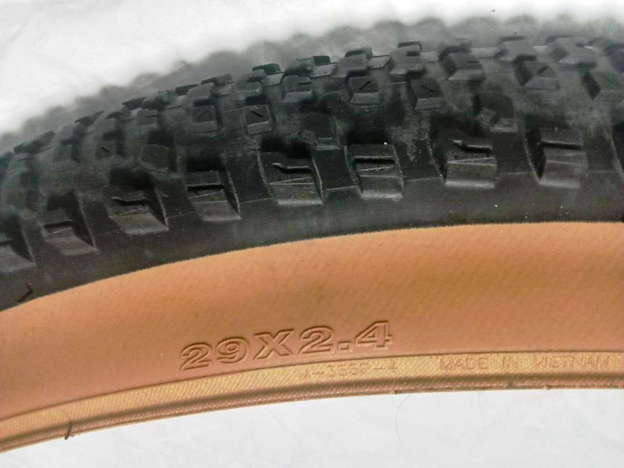 Покрышка Maxxis Rekon Race 29 х 2.4" EXO TanWall бежевый борт. Идеал