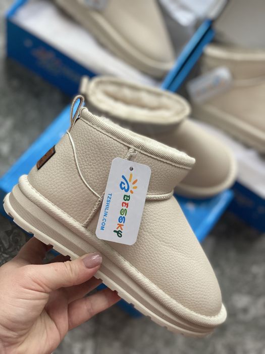 дитячі уггі шкіряні на хутрі