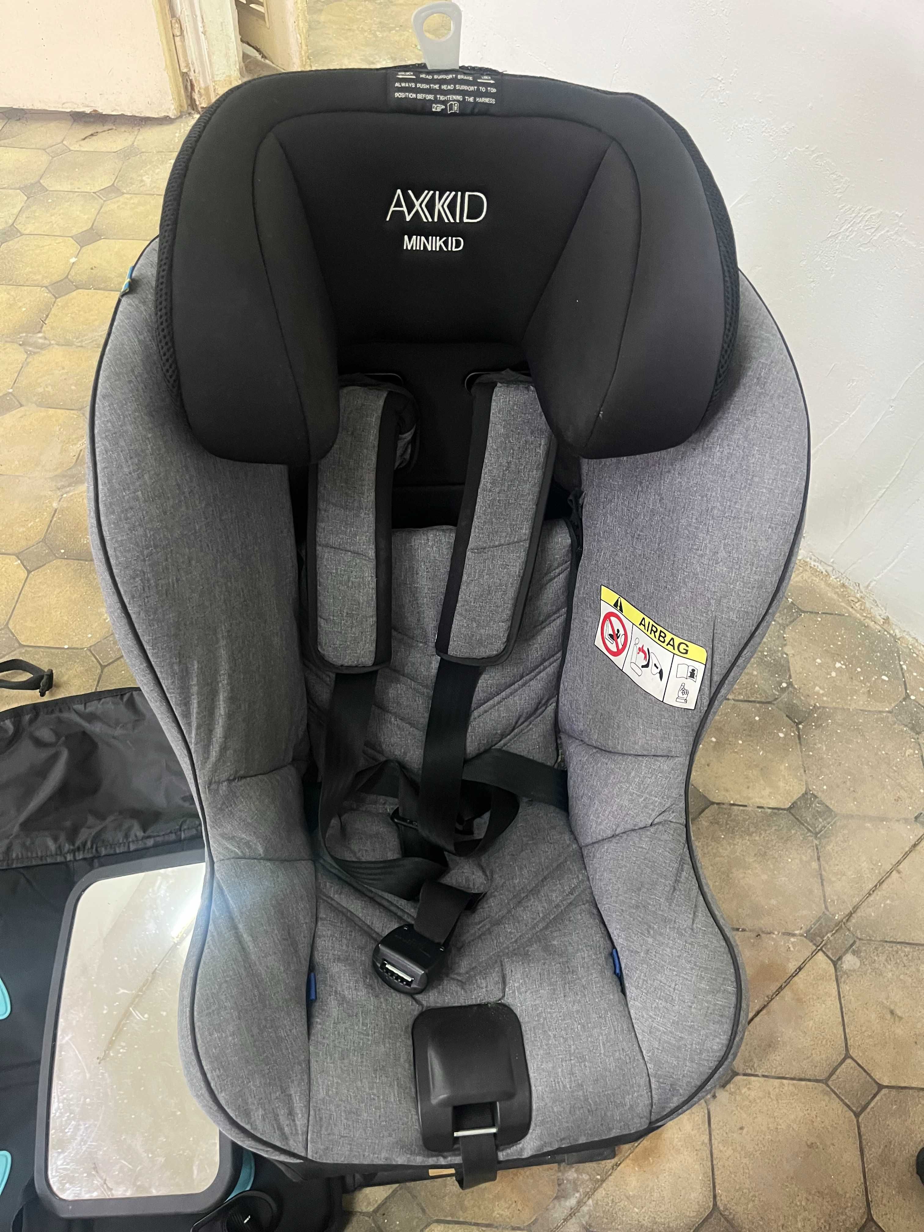Fotelik Axkid minikid 2.0 - 2szt