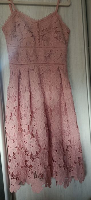 Продам нові плаття та піджаки