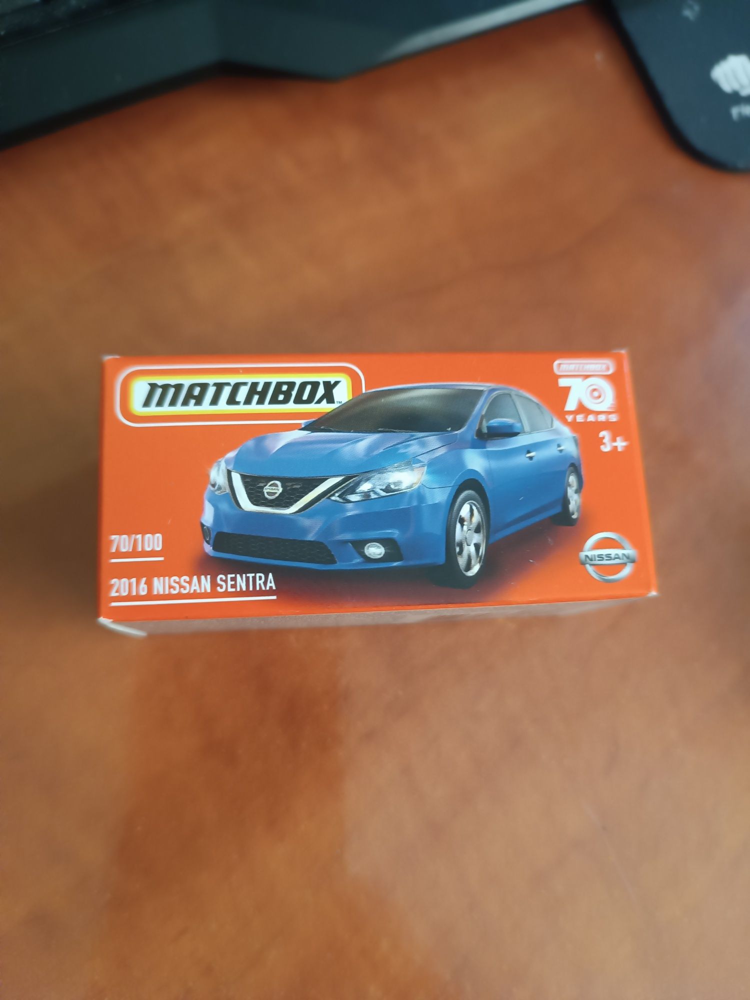 Matchbox Nissan Sentra