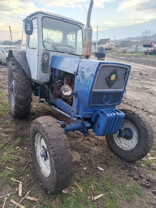 Продам трактор юмз 6