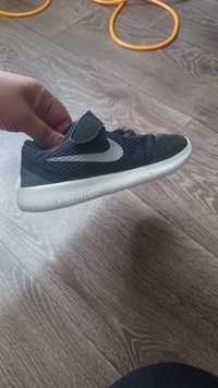 Кроссовки Nike 27. Размер стелька 16 см
