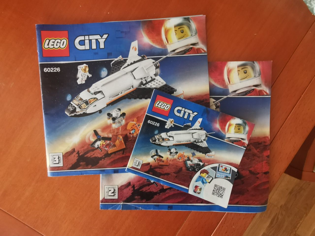 Lego 60226 Mars research shuttle