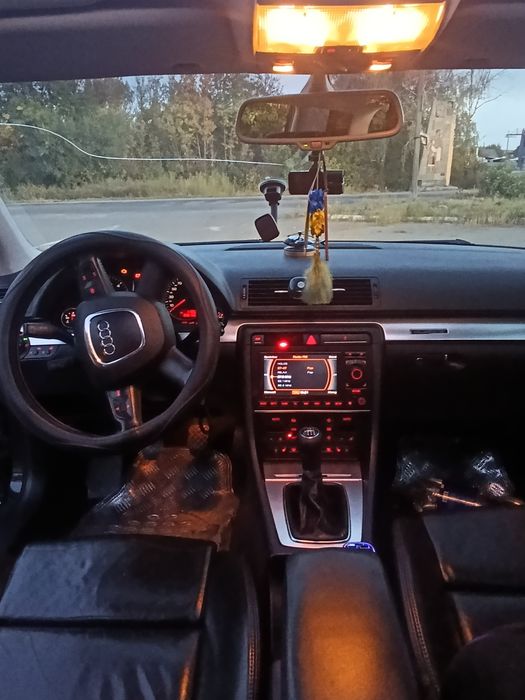 Продам чудове авто аудіА4