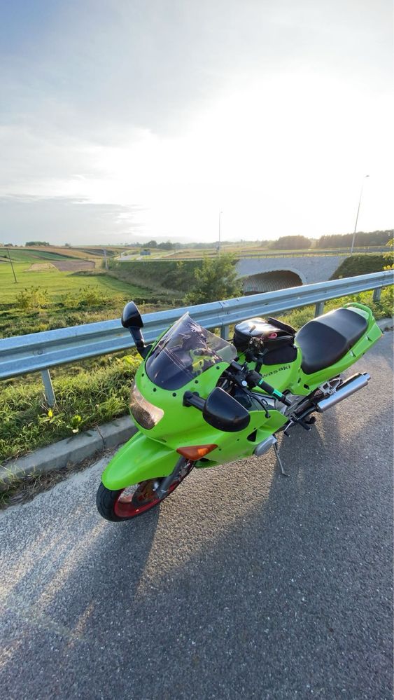Kawasaki zzr 600 kat A2