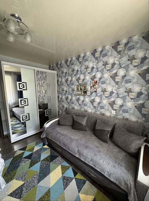 аренда 2х комнатная квартира 2/9 Таврический