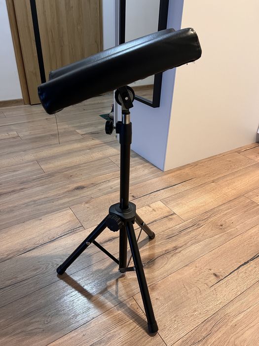 Podłokietnik do tatuażu