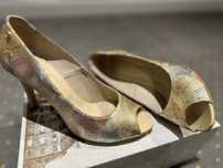 Buty damskie na obcasach Venezia rozm. 38