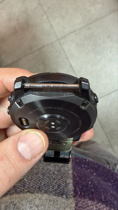 Смарт-годинник Garmin Enduro 2 Carbon