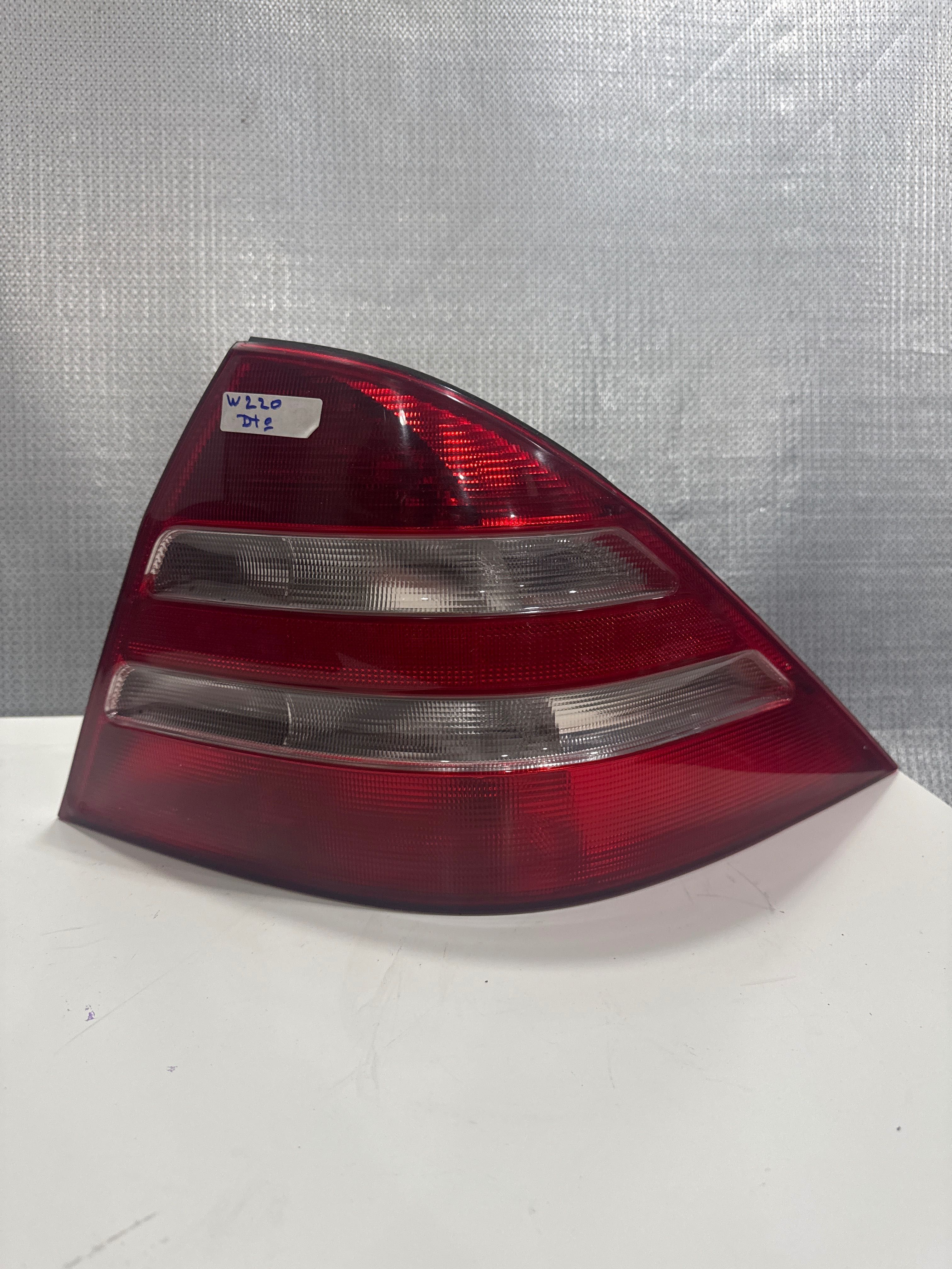 Farolins Mercedes W220