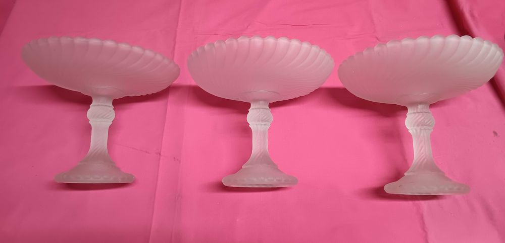 Taças fruteiras em vidro