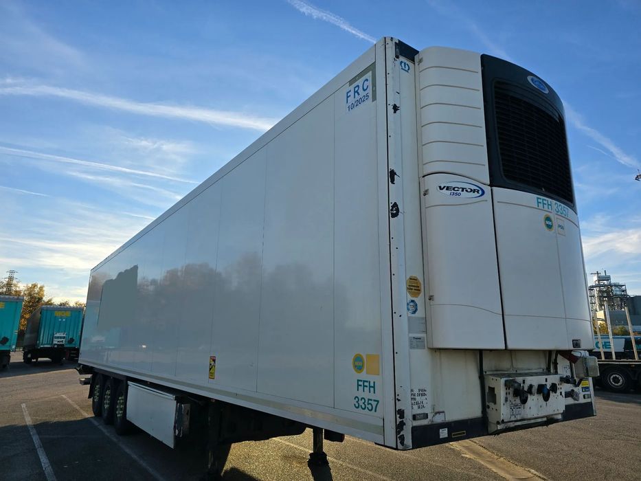 Krone OŚ SAF.  Sprowadzona. Bez korozji.  Sprowadzona Super Stan