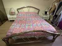 Cama de casal queen size