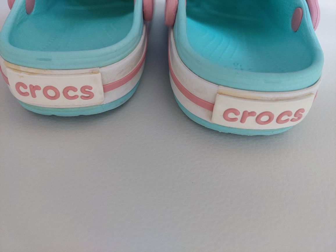 Crocs Turquesa C9