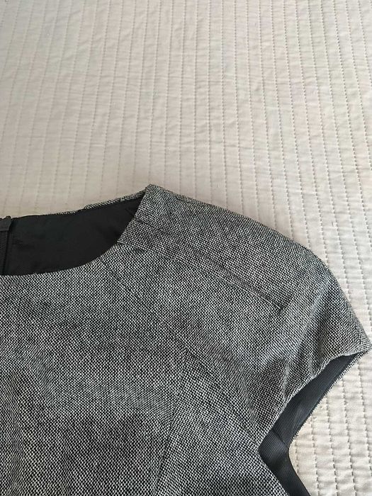 Sukienka bezrękawnik z Zary