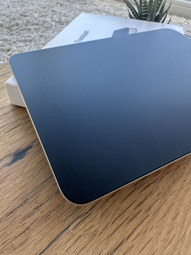 Продам Apple Magic Trackpad 2 (USB-A)