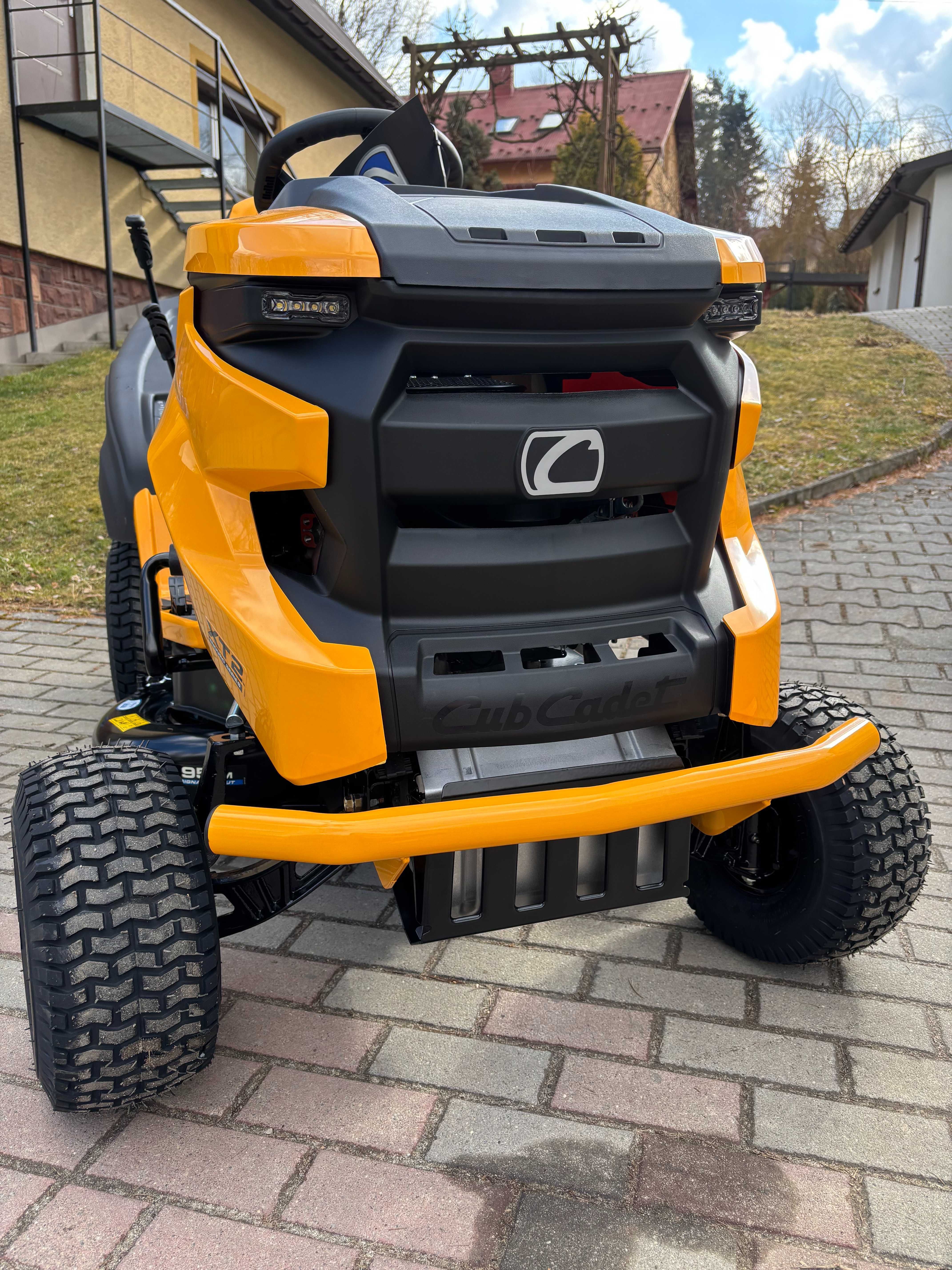 Kosiarka traktorek CUB CADET XT2 PR95 SILNIK Kawasaki
