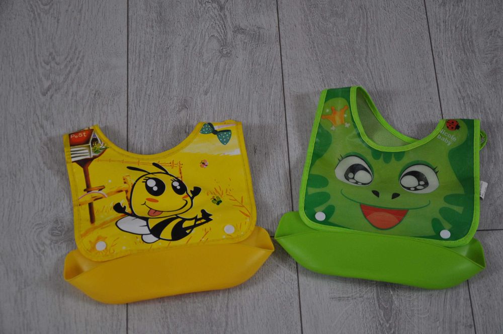 Zestaw 3 śliniaków wodoodpornych odpinana miseczka 3 szt