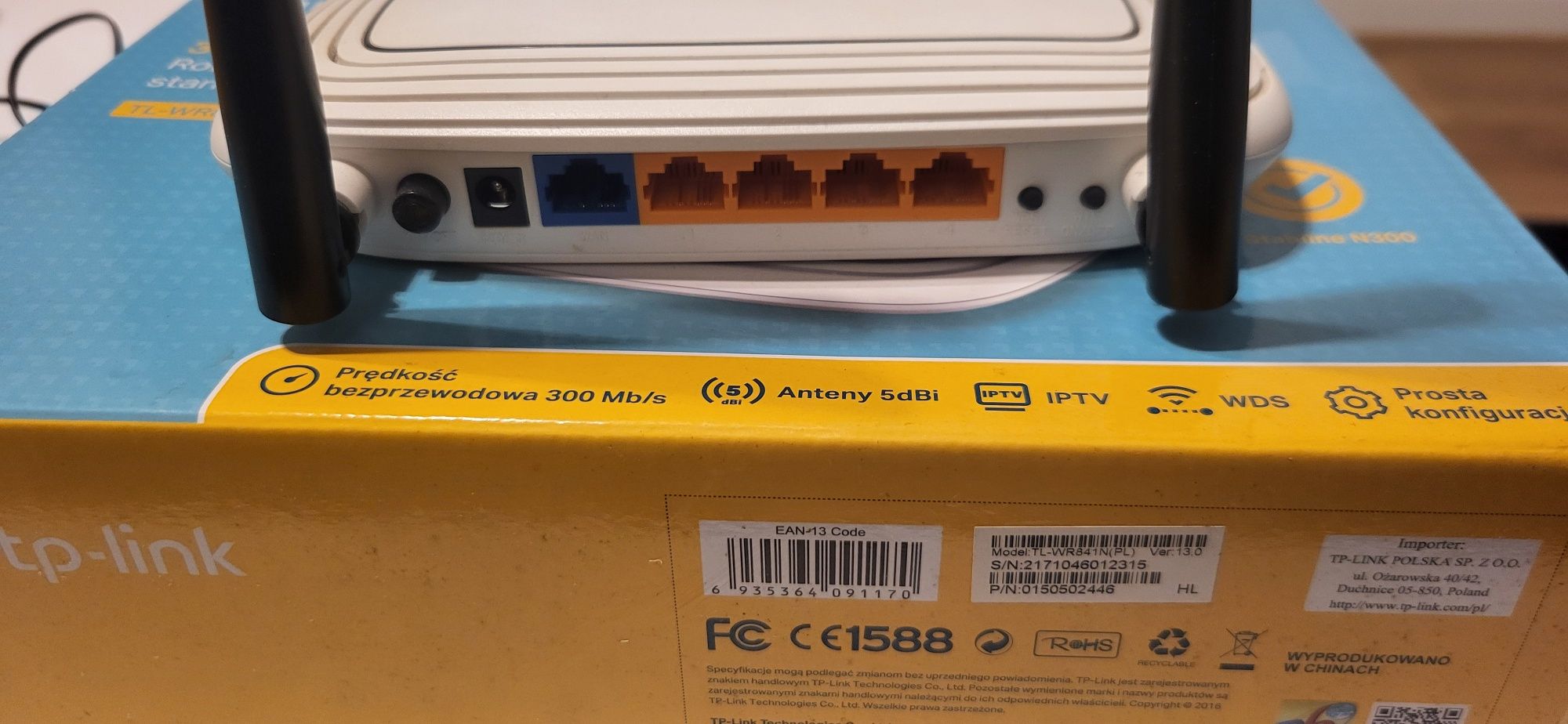 Router TP link bezprzewodowy.