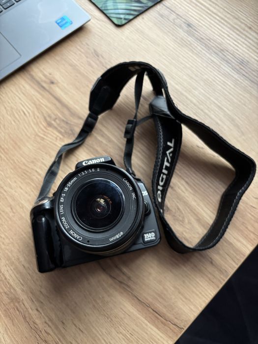 Aparat fotograficzny Canon EOS 350D