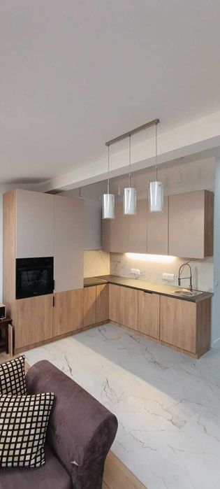 Sprzedam apartament w pałacu, 20min od morza