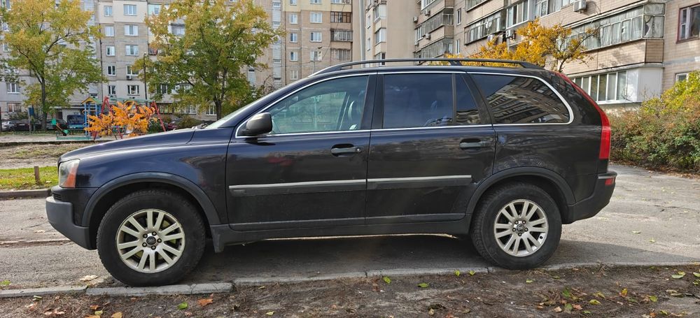Volvo XC90 2.4 дизель механіка повний привід