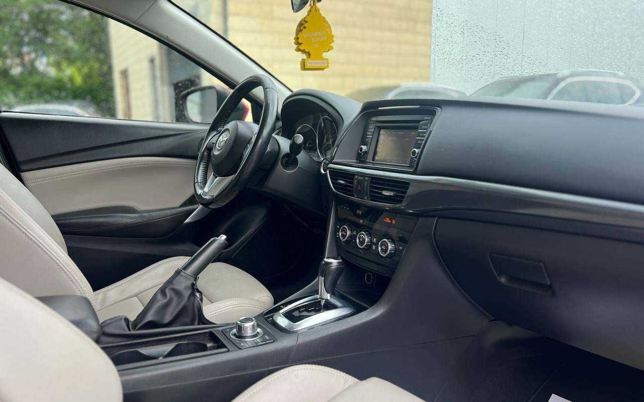 Mazda 6 2013 року