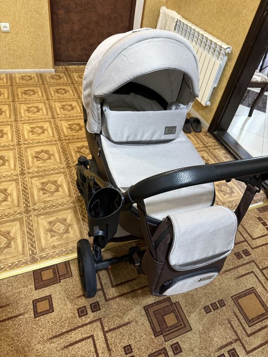 Детская коляска Baby Pram