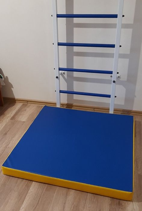 Мат 1м*1м*9см,спортивний власне в-во