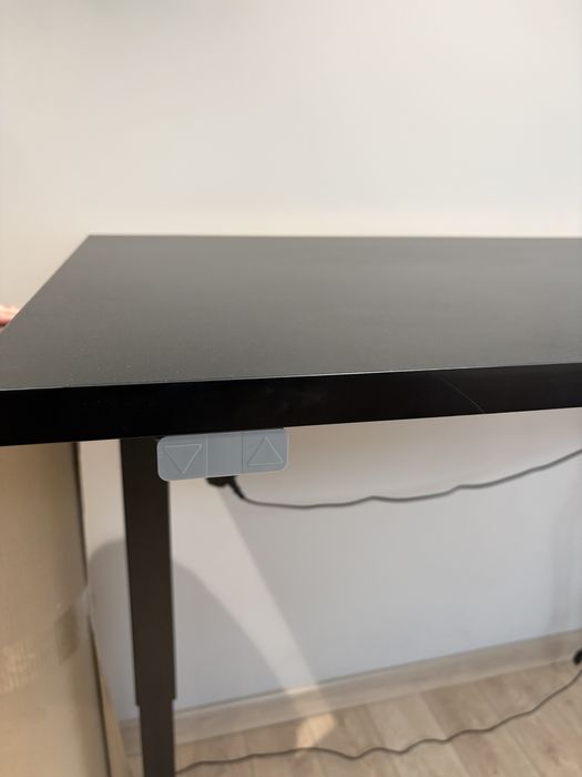 Стол с регулировкой высоты JYSK 160х80