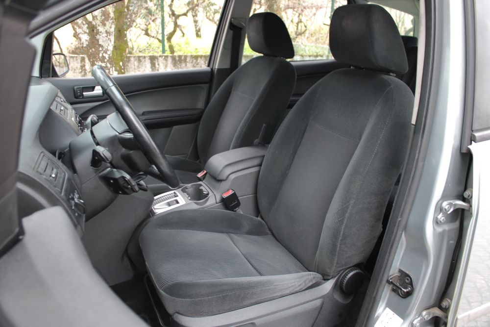 Ford Focus C-Max Ghia NACIONAL (90€/Mês - 84 Meses)